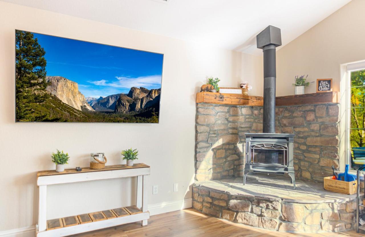 Mystic Mountain Villa, 14 Miles From Yosemite Oakhurst Exterior foto